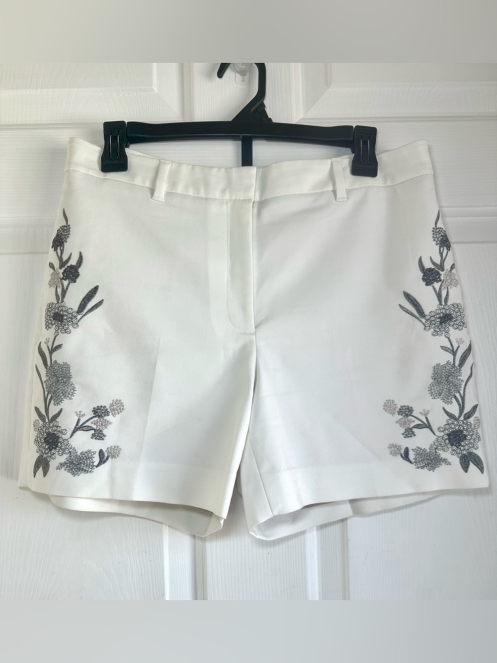 White House Black Market White High-Waist Embroidered Floral Shorts - Picture 5 of 6